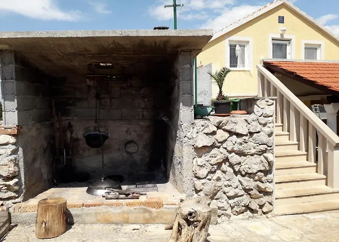 Jenny's House Supetar