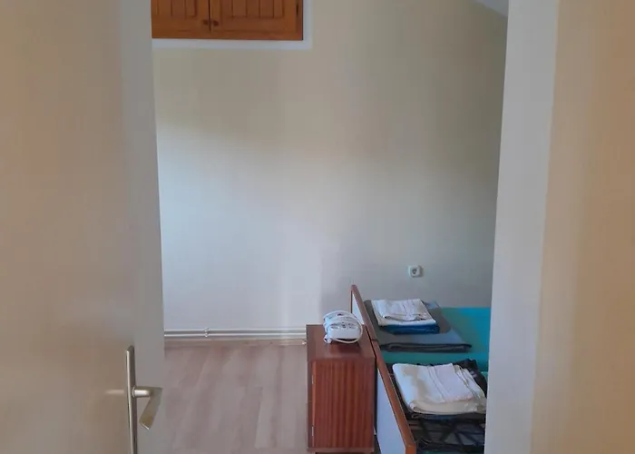 Jenny's House Lägenhet Supetar